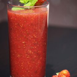 smoothie-strawberry-basil
