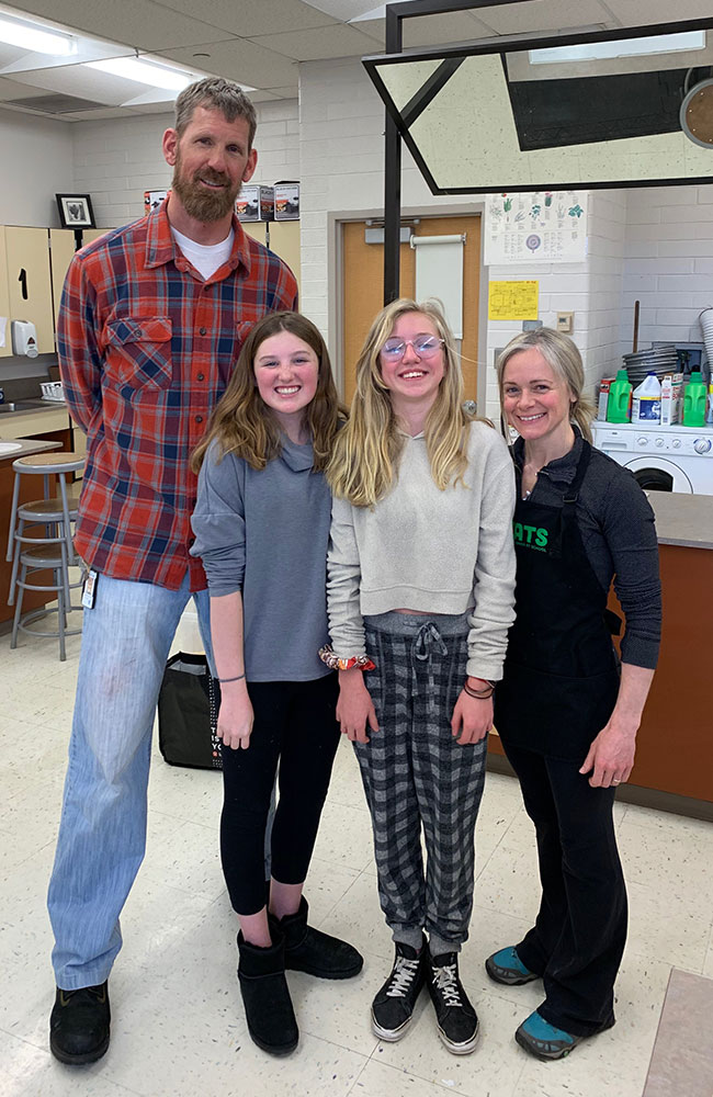 Shannon-Mike-Doleac_cook-with-EATS