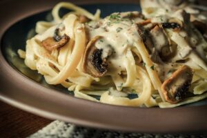 Easy Mushroom Stroganoff - EATS Park City - OMAD