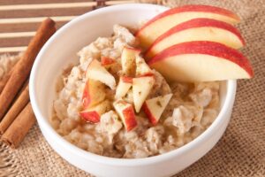 Slow Cooker Apple Cinnamon Oatmeal - EATS Park City - OMAD